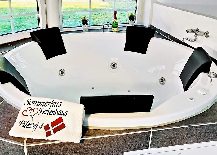 Luxury Retreat Near - By Traum