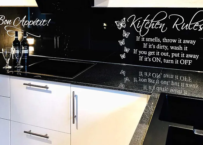 Luxury Retreat Near - By Traum *