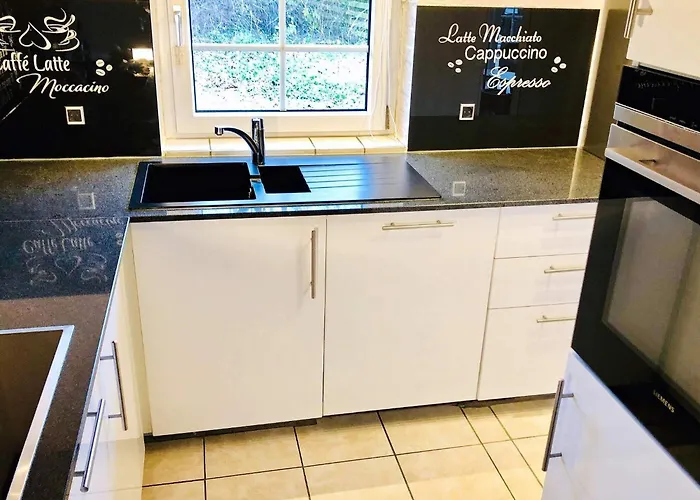 Luxury Retreat Near - By Traum بيت للعطل Bøtø By